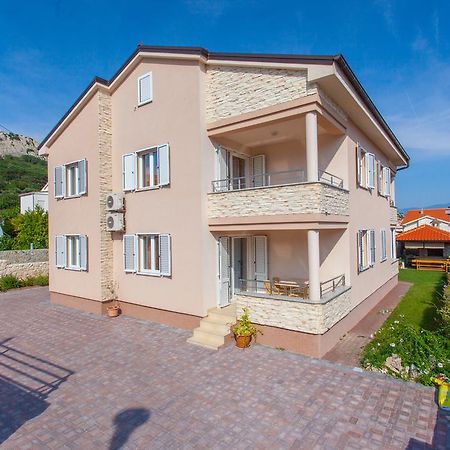 Apartments Mia Башка Екстер'єр фото