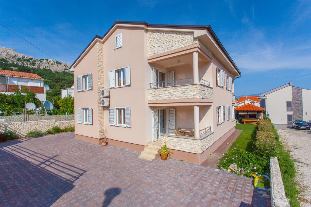Apartments Mia Башка Екстер'єр фото