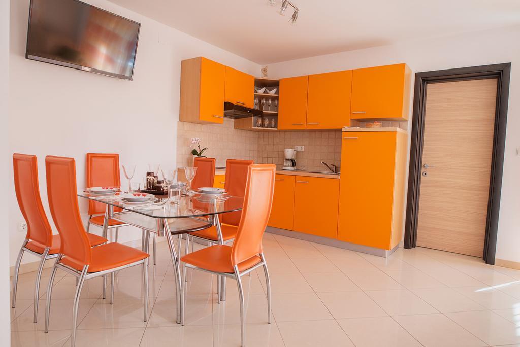Apartments Mia Башка Екстер'єр фото